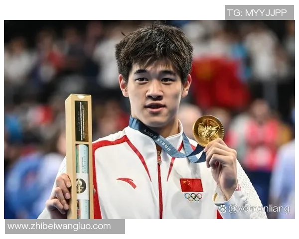 游泳明星的光辉之路：从池塘到奥运的奋斗与荣耀